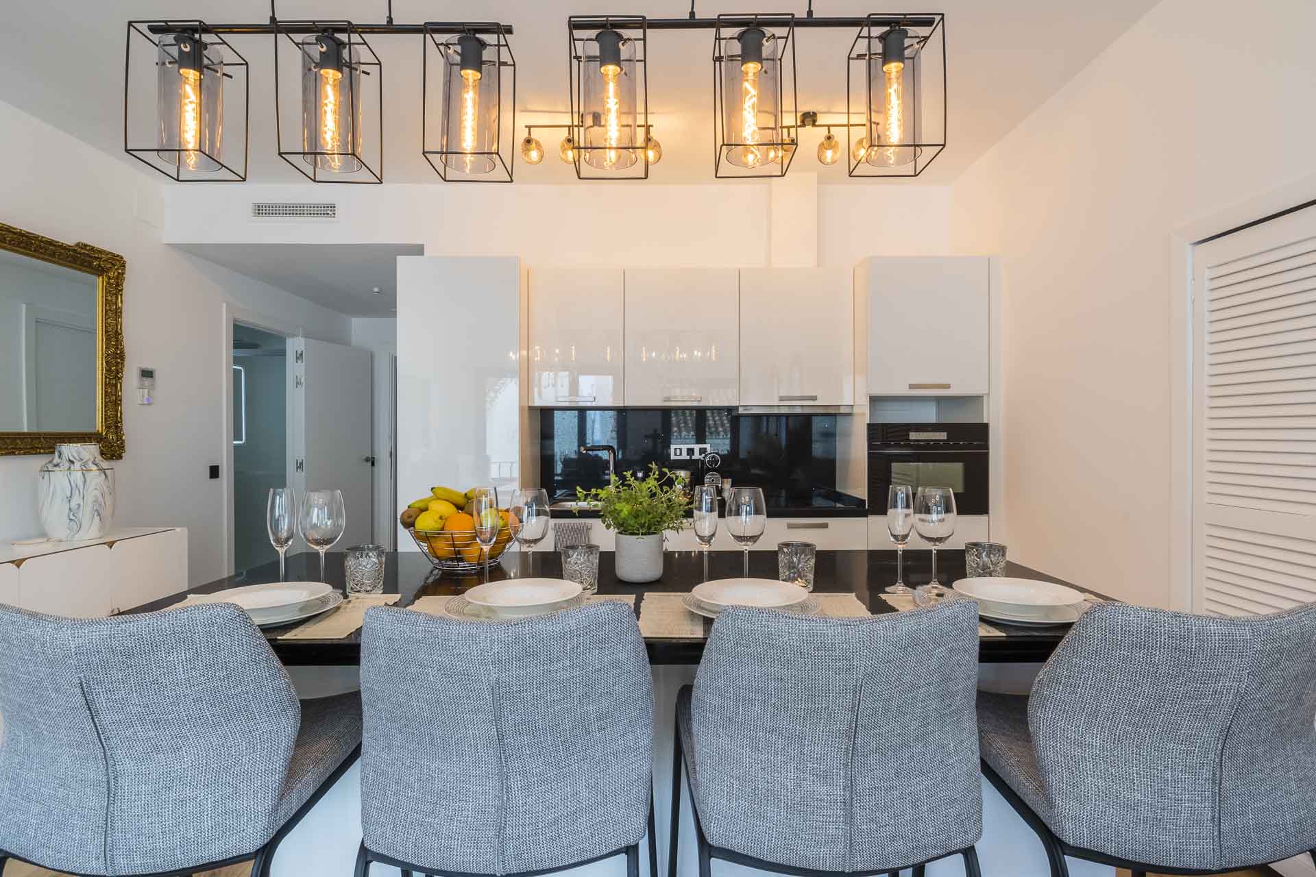 Sandrine Apartment, Puerto Banús — Marbella Dream Builders 6